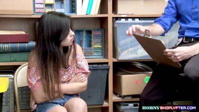 Officer Fucks Latina Jasmines Wet Hoochie-coochie - upornia.com