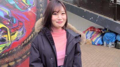 【「ファンのみんな、ごめんね」チ●ポを舐めながら謝罪フェラ！】探せば見つかるガチ地下アイドル！スベスベ柔らか天然E乳！部屋、風呂、ベッドどこでも潮吹く敏感BODY！ - txxx.com - Japan