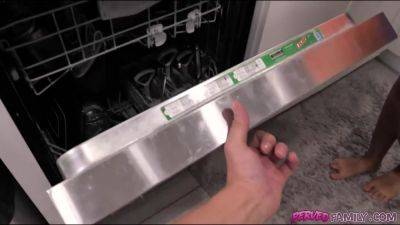 I want you to do my chores sis. Naked. - hotmovs.com - Usa