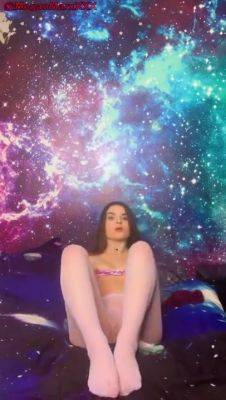 Meganmarxxx - Teen Tries On Her Lingerie For You - upornia.com