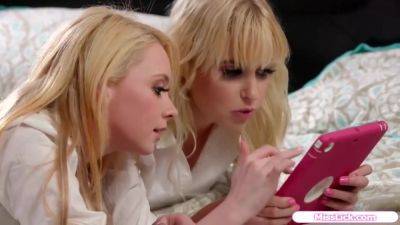 My College Gf Rims And Scissorfucks Me - upornia.com