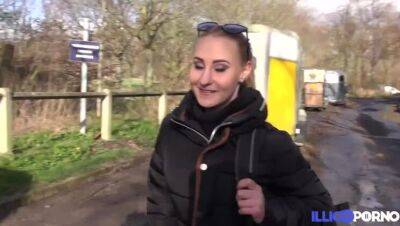 Sexy hungarian slut Helena loves to be ridden - veryfreeporn.com - France - Hungary