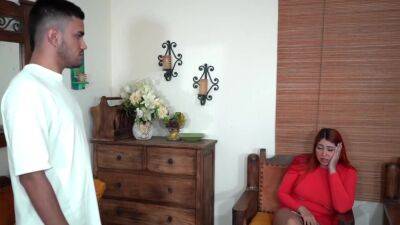 Le Hago Un Trato A Mi Caliente Hermanastra Para Follar P1 - videomanysex.com