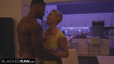 This Thick Wife Needed Some Fun - upornia.com