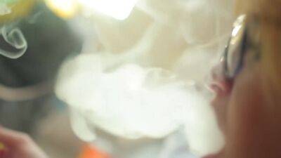 Rocker Chic Rocks My Cock - videomanysex.com