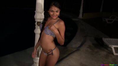 Tbf Video 451 Lorena Shower Dance - upornia.com