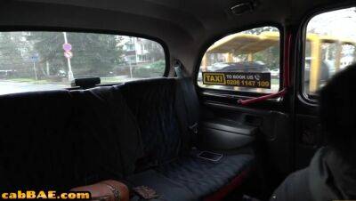 Ebony skinny babe rides taxi driver in taxi outdoor - hotmovs.com