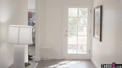 Stepdaughter wets herself when lectured by stepdad - veryfreeporn.com