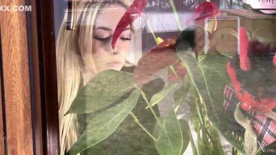 House Sitter 2 - Green Eyed And Jenny Wild - hotmovs.com