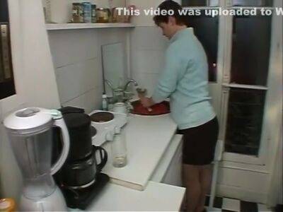 Troie A Parigi - Episode 3 - upornia.com