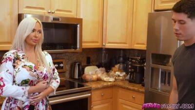 Please Dont. We Shouldnt Be Doing This - Brett Maker And Callie Brooks - upornia.com