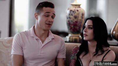 Babe Golddigger Has To Fuck Bf N Stepdad - upornia.com