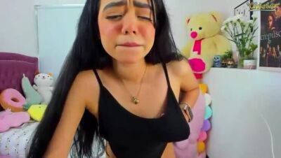 young girl of 19 bb's face - veryfreeporn.com