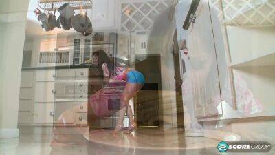 Toes For Breakfast - Legsex - hotmovs.com