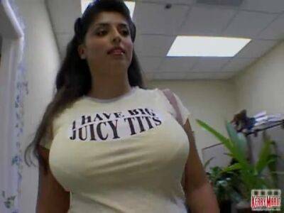 I Have Big Juicy Tits - BigBoobBundle - hotmovs.com