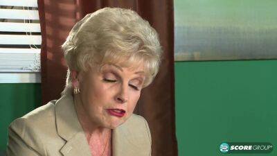 Jewel's internal affairs - Ifuckedtheboss - hotmovs.com