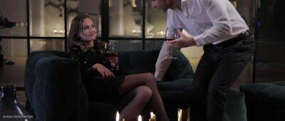 Tina - Tina Horny At Home - upornia.com