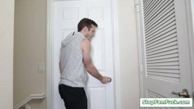 Stepbro Licks And Fucks Big Tits Stepsis - hotmovs.com