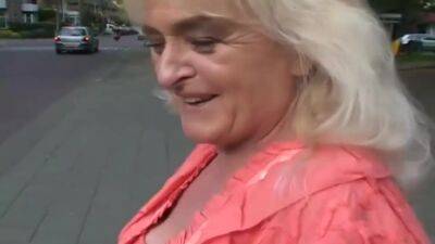 Bejaarde Christelijke Ima Zondigt Als Een Sletje - voyeurhit.com