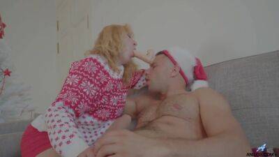 Krayana Chias In Jingle Balls - hotmovs.com