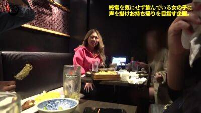 弾むデカ尻！揺れる爆乳！令和にもいた…黒ギャルワイルドボディ！！【ムッチリ引き締まった身体×こんがり焼けたデカいケツ】【SとMのハイブリット】現役デリヘル嬢の性技炸裂！！爆乳Gカップでチ●コを包みながら亀頭を舐め回す！ - txxx.com - Japan