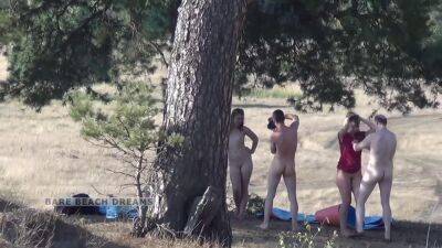 Friends wife licked my ass in outdoor beach orgy while hubby fucked her - sunporno.com