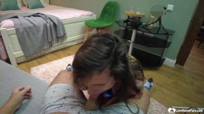 Old Dude Gets Lucky By Fucking Her - upornia.com