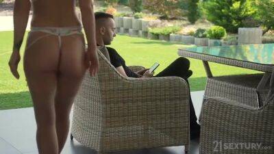 Sata Jones And Big T In No More Paperwork - upornia.com