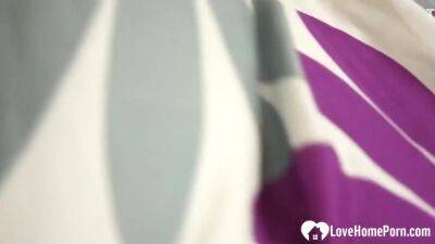 Brunette Smiles While Using A Sex Toy - hotmovs.com