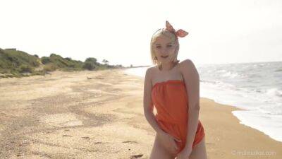 Cali – Jazz Beach - upornia.com