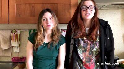 Lesbian Babe Goes Down On Her Friend - upornia.com