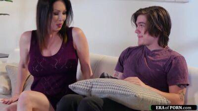 Mature Stepmom Titfucking Horny Stepson - Big T - upornia.com