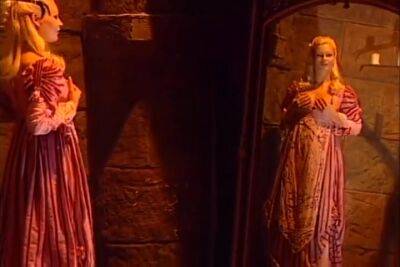 Schneewittchen 2 - Episode 2 - upornia.com