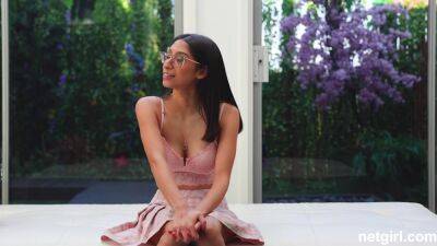 Ladies, Let Your Orgasms Loose - hotmovs.com