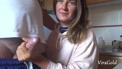 Bstraya Domashnyaya Drochka Ot Seksualnoi With Ambika Gold - upornia.com - Russia