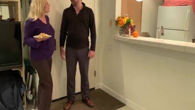 Stepmom Welcomes Home And Pleases Stepson - hotmovs.com