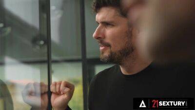 21 SEXTURY - Gorgeous Sata Jones Is Excited About A Threesome And Enjoyed A DP With Them - hotmovs.com