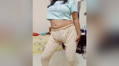 Deepali Bhabhi New Hot Viral Video - desi-porntube.com - India