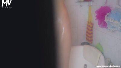 Marval - Spying Big Saggy Tits Wife How She Take A Shower - hotmovs.com - Poland