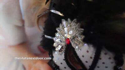 Theslutsnextdoor - Masked Hotwife - hotmovs.com