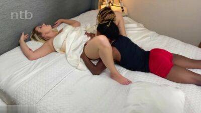 Ntb Ir Krtvl Blonde Bride Sheds Her Wedding Dress For A Rom - upornia.com