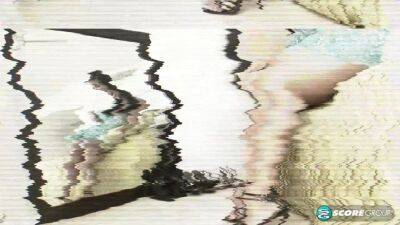 Really Loves Her Shoes - Legsex - hotmovs.com