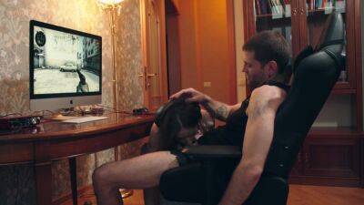 Otvlekla Menya Ot A Ya Vebal Ee V Zhopu - hclips.com - Russia