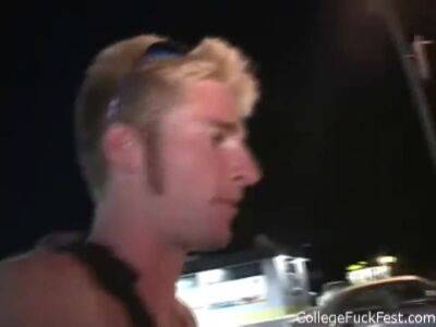 Attention whore straddling and fucking - hotmovs.com