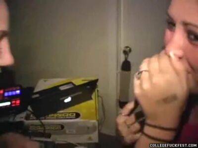 College slut fucked in frat house - hotmovs.com