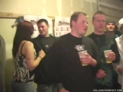 College slut fucked in frat house - hotmovs.com