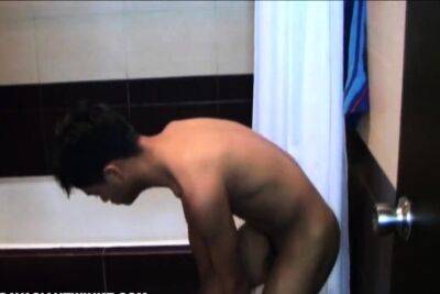 Asian Twink Marky Shower Jacking - drtuber.com