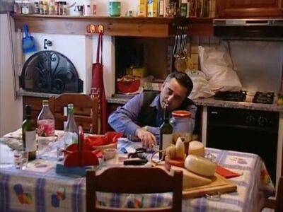 Peccati Di Famiglia - Episodio #01 - hotmovs.com