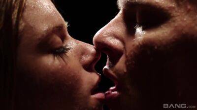 Extreme Sensual Couple - hotmovs.com