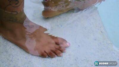 Rachel Raxxx - Dreamy Bikini - hotmovs.com